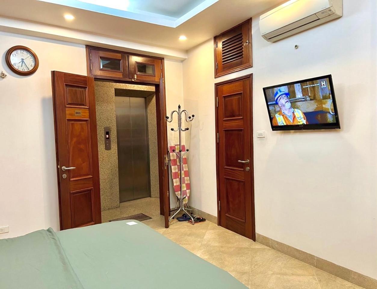 Serviced Apartment Next To The Hanoi Opera House Can Ho Day Du Tien Nghi Co Thang May Ngay Gan Nha Hat Lon Hanói Exterior foto